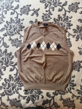 Classic Brown Argyle V-Neck Sweater Vest